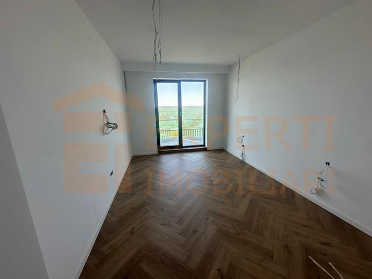 Apartament 3 camere Lake On Residence - vedere superba catre lac! - 9