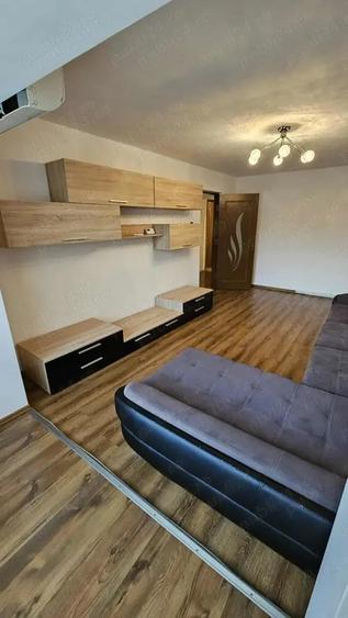 Apartament cu 3 camere 2 bai centrala zona Soarelui Sud Plaza - 7