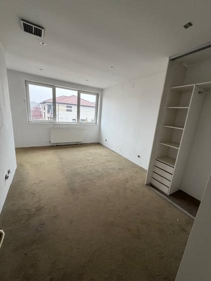 Tunari 1 Decembrie Nr.136 - 15