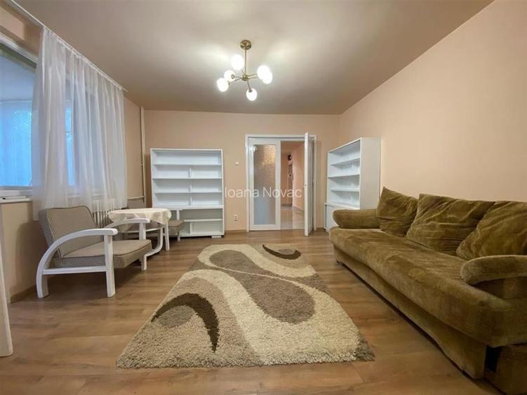 Reco apartament 3 camere Decebal etaj 1