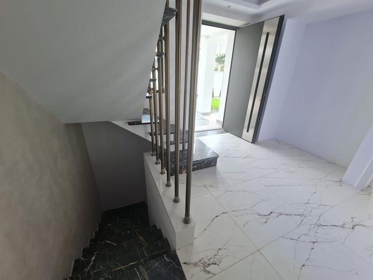 LUX | Casă Individuală | Iancu Nicolae | 10 camere - 11