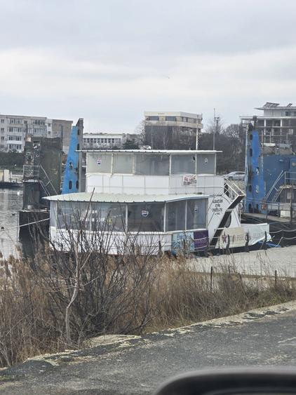 Restaurant ponton port turistic Mangalia - 8