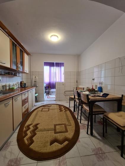 Rahova-Apartament 3 camere -300 Euro - 4