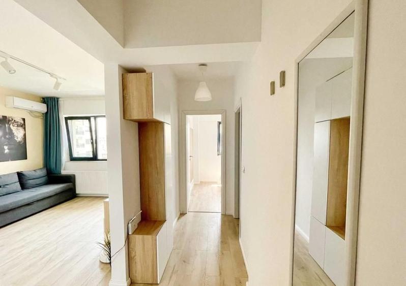 Apartament cu 2 camere, mobilat în Regie