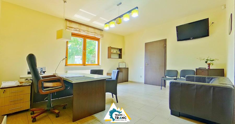 Spațiu de birou cu 4 camere, în zona centrală din Arad – ideal pentru afacerea t - 2