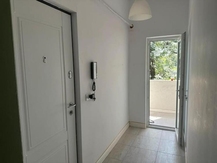 Apartament cu 3 camere, mobilat în Cotroceni