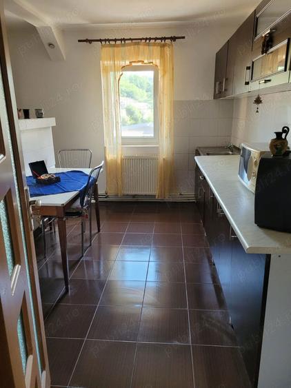 Inchiriez apartament 3 camere 85mp et 4 4 Govindari 300 euro + garan?ie 300 euro - 3