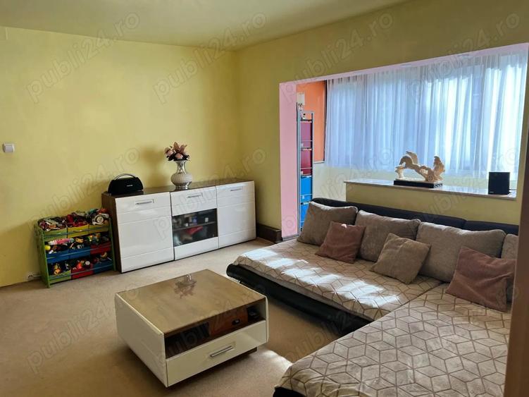 Proprietar vand apartament cu 3 camere cu centrala+ baxa, in zona Girocului langa Spitalul Judetean - 9