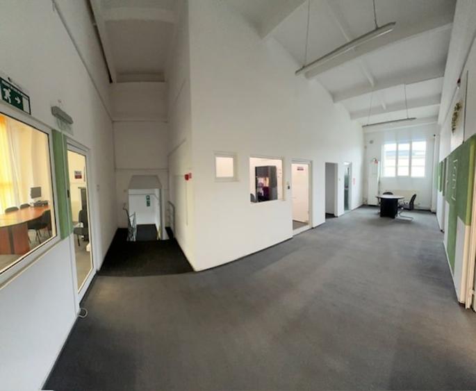 HALA DEPOZITARE 260mp si parte birouri 150mp finisat la cheie! - 5