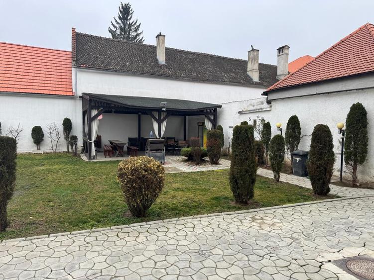 Apartament mobilat utilat str Lungă - 7