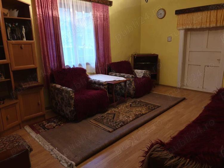 Casa ?i teren de vanzare - 9