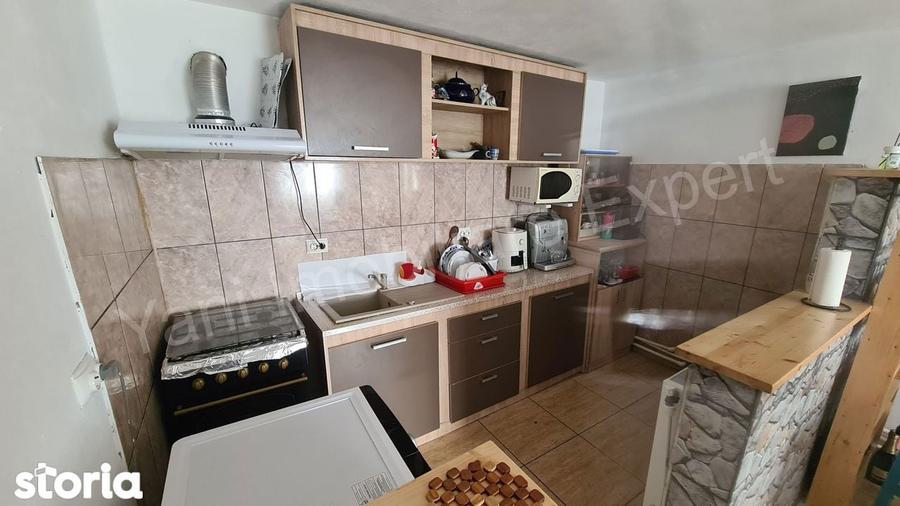 Casa cu spa?iu comercial de vanzare in comuna Ciofrangeni, jud Arge?. - 5