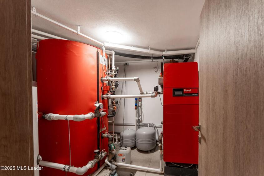 Casa TA de pe malul lacului Mogosoaia - 34