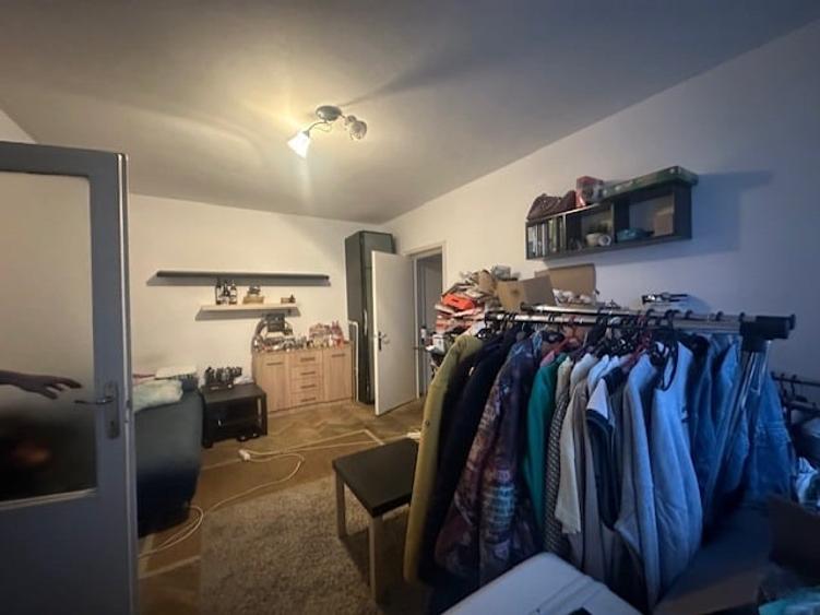 Pajura langa Policlinica - 1