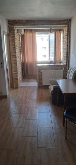 Anchirez garsonera dristor metrou - 1