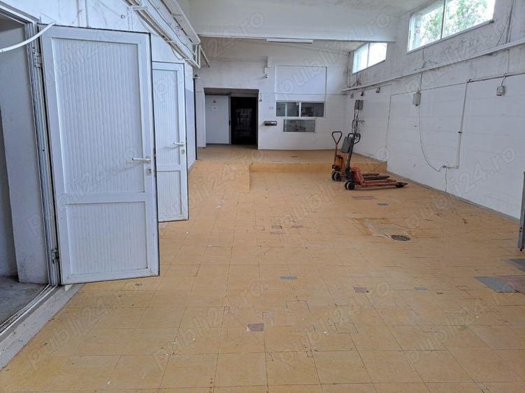 Proprietar inchiriez Abator cu 6400 mp teren intravilan,3000 mp curte betonata+ 1200 mp Frigo - 1