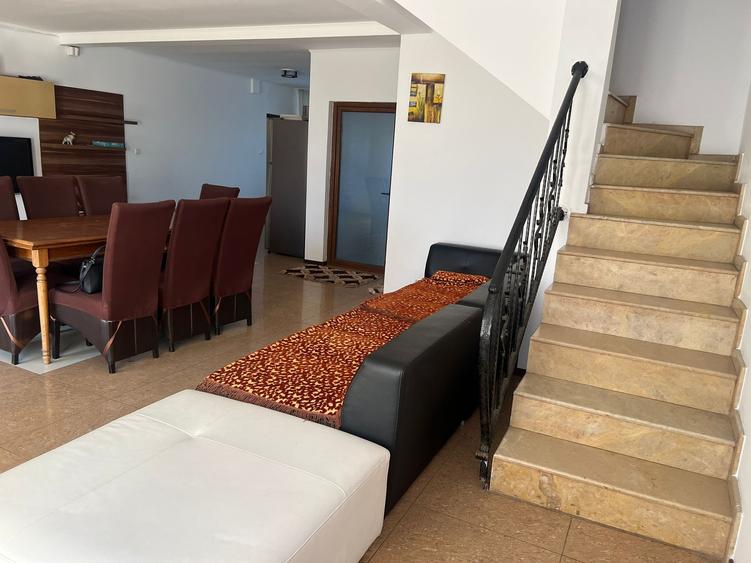 VILA P+1+M  LOCUIBILA IN OVIDIU, LUMINOASA, BINE COMPARTIMENTATA - 1