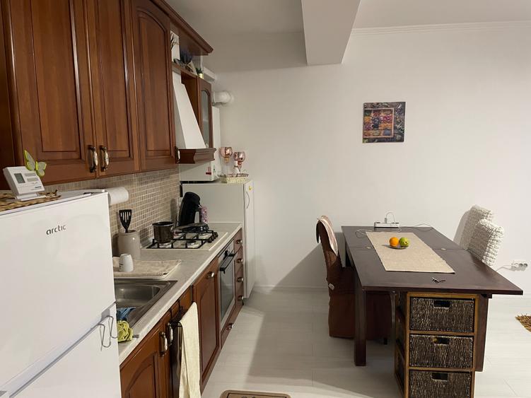 bucurestii noi,parc bazilescu,strada berveni, - 3