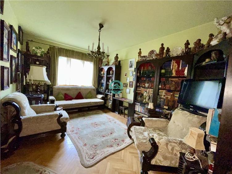 Apartament cu 2 camere de vanzare, in Centru str. Bolyai - 1