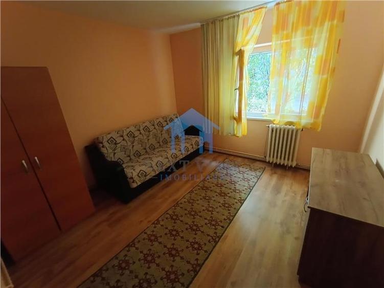 Apartament cu 3 camere decomandat în Mărăști