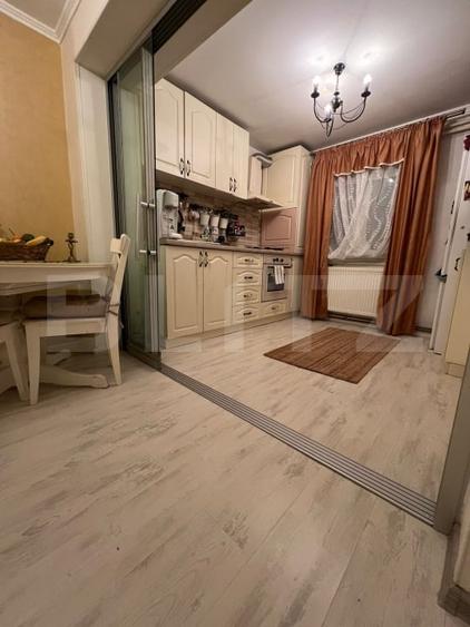 Apartament 3 camere, 64 mp, zona Rovine - Damarin - 9