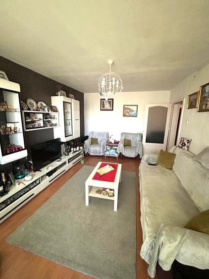 Apartament 2 camere  decomandat - 3