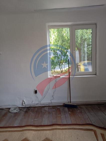 Casă cu 2 camere cu Teren 624 Mp în Bariera Vâlcii