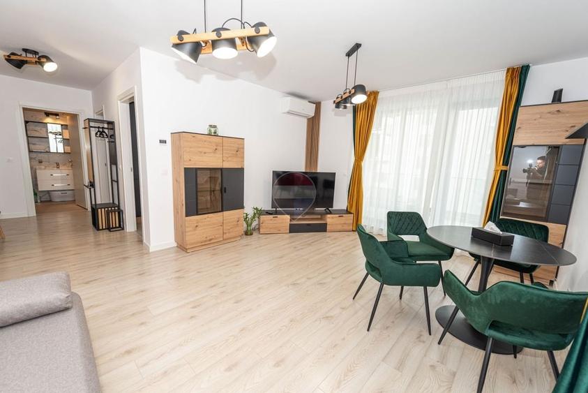 Apartament cu 2 camere semidecomandat, mobilat în Băneasa