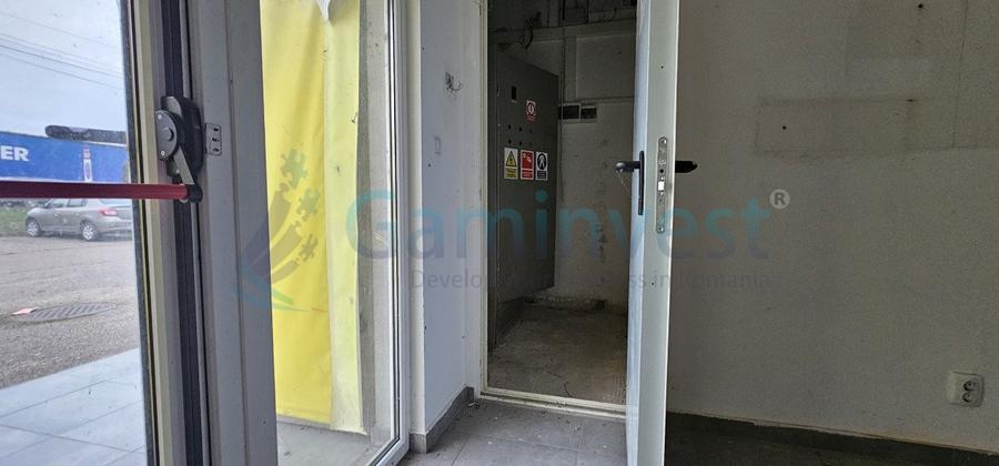 Spațiu industrial, de 609 mp, în Borș
