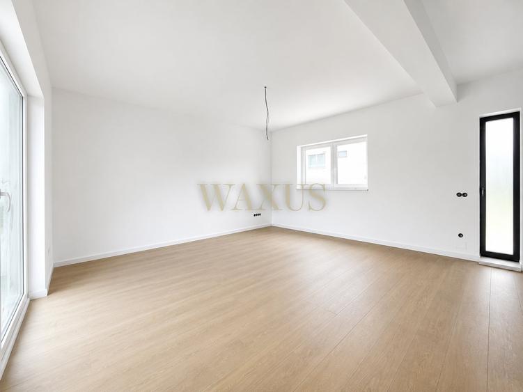 Duplex cu 5 camere cu Canalizare în Florești