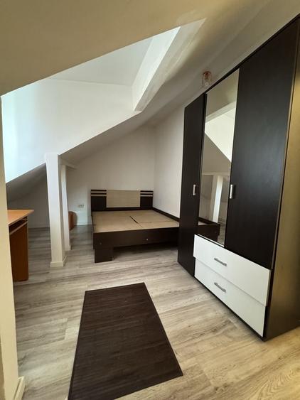 Apartament cu 2 camere nedecomandat în Albești