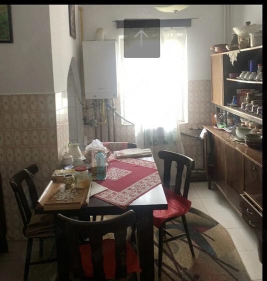 Apartament cu 4 camere decomandat în Crihala