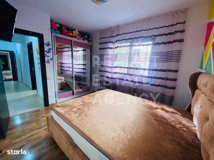 Apartament cu 3 camere în Roșu