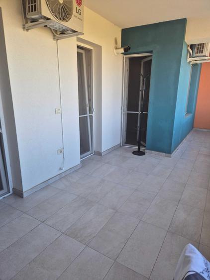 Apartament cu 2 camere decomandat în Giroc