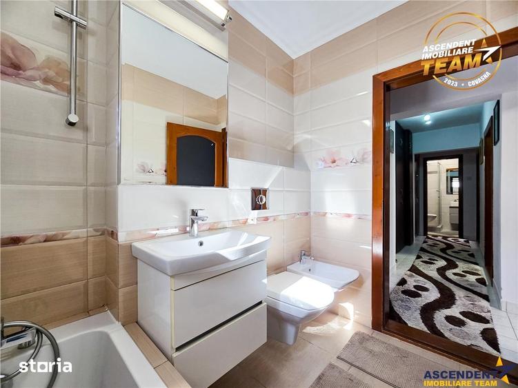 Apartament cu 4 camere, mobilat în Central