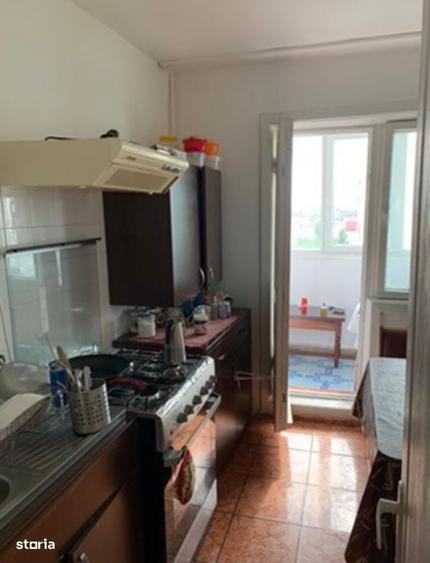 Apartament cu 3 camere decomandat în Complex Studențesc