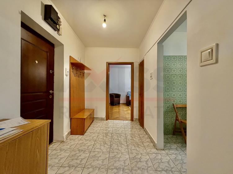 Apartament cu 2 camere decomandat, mobilat în Capitol