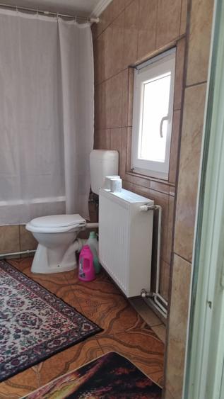 Casă cu 3 camere cu Canalizare în Rahova