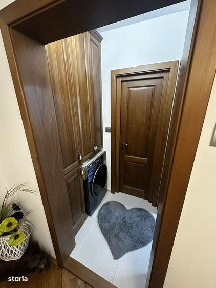 Apartament cu 3 camere în Ultracentral