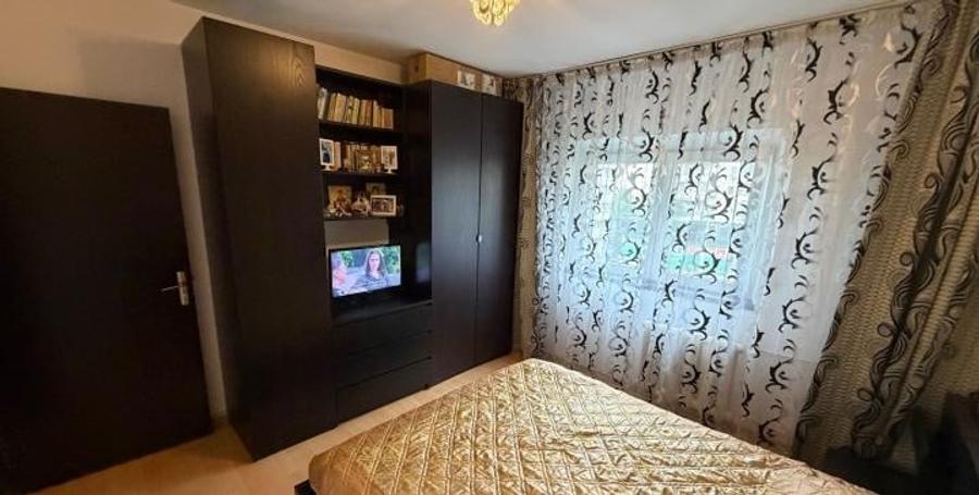 Apartament cu 3 camere decomandat, mobilat în Vitan Mall
