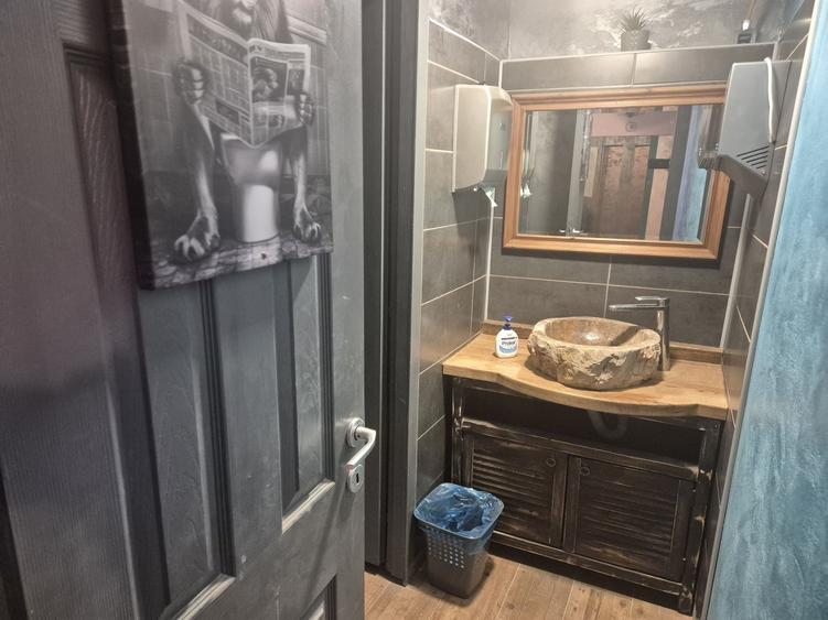 Spațiu comercial, de 82 mp, în Drumul Carului