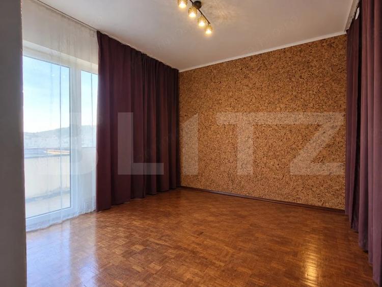 Apartament cu 2 camere semidecomandat în Ultracentral