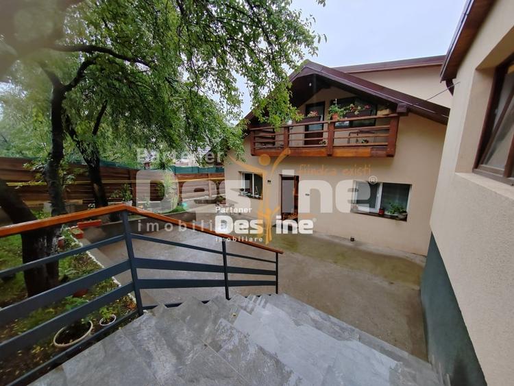 Duplex cu 4 camere cu Garaj în Valea Adâncă
