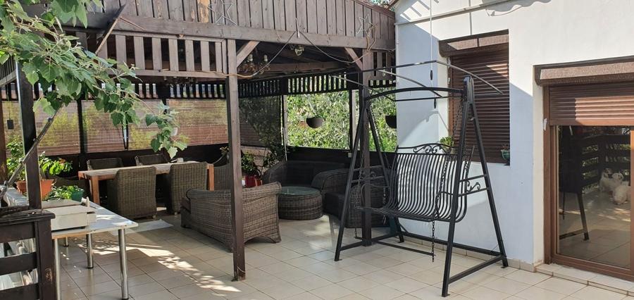 spatiu comercial(birouri,depozit,locuinta,garaj,2 curti) - 6