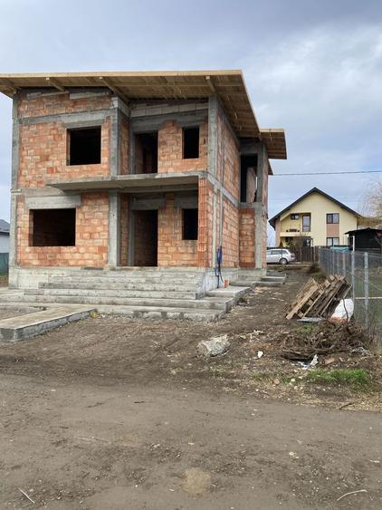 Persoana fizica, casa individuala de vanzare. Casa se vinde la cheie - 6