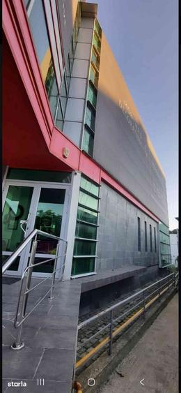 Spațiu comercial, de 500 mp, în Ultracentral