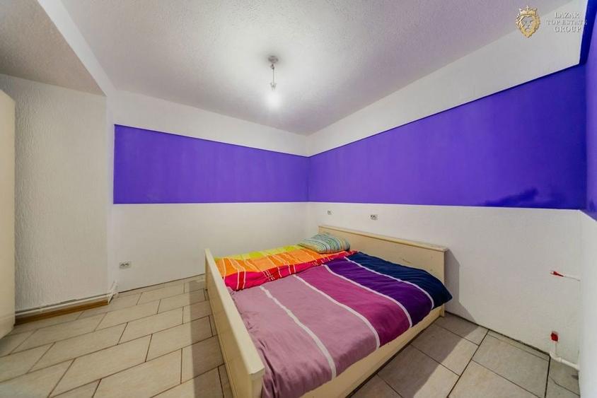 Casa de vanzare 7 camere Santana - 19