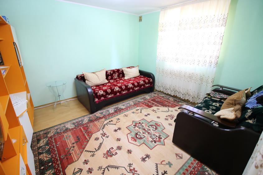 Casa 2 camere + 520 mp teren (gradina) str. Drumul Viilor - 15