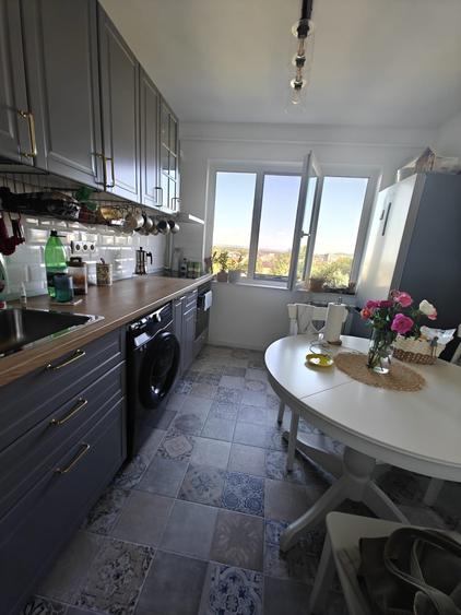 TATARASI-ap.3 camere, decomandat,RENOVAT, mobilat si utilat, OCAZIE ,70m2! - 2