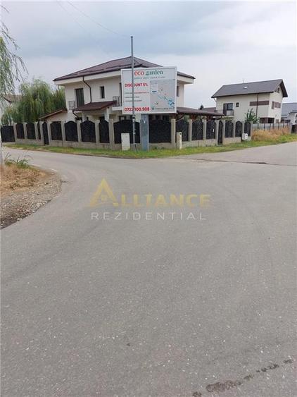 Teren 330 mp,la 250-300 m de alte case.Zona in dezvoltare. - 4